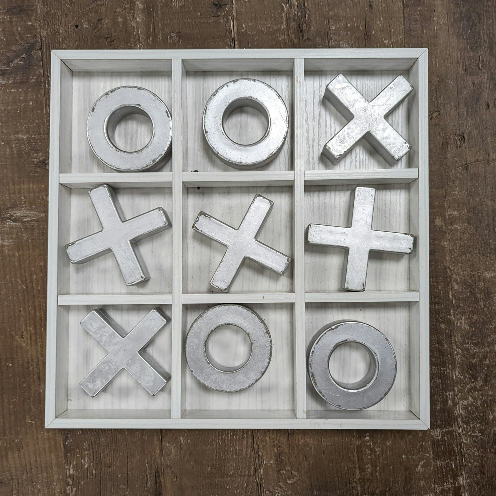 Giant Tic-Tac-Toe